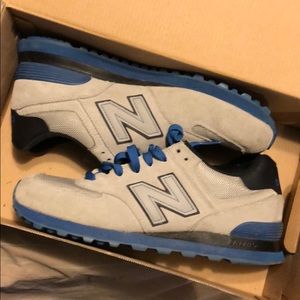New Balance sneakers with box
